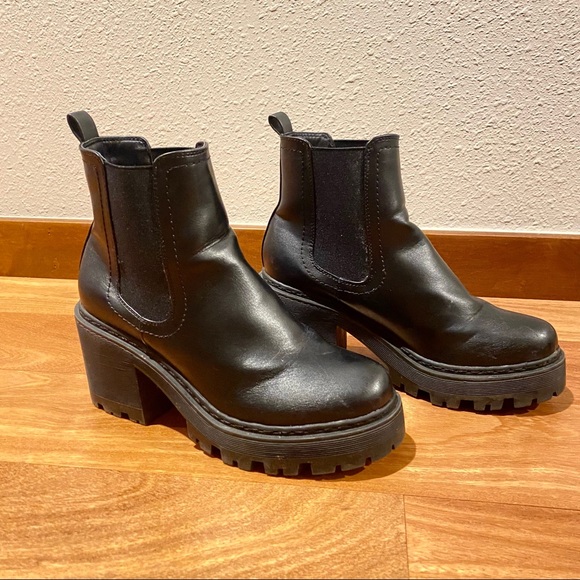 ASOS TRUFFLE Collection Platform Booties - Picture 3 of 6